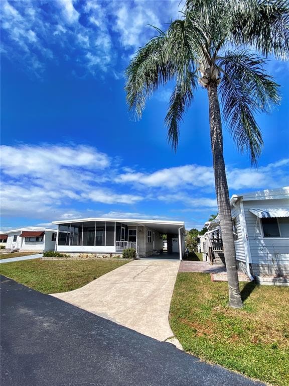 675 MOUNT KEY AVENUE NE UNIT 623 ST PETERSBURG, FL 33702