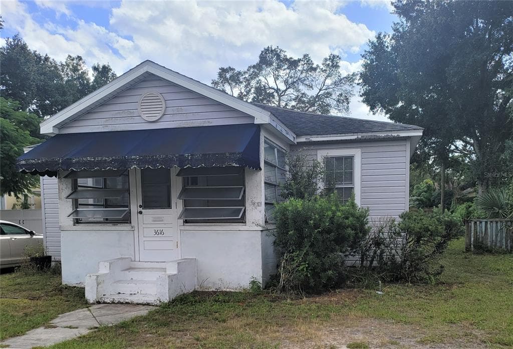 3616 W AZEELE STREET TAMPA, FL 33609