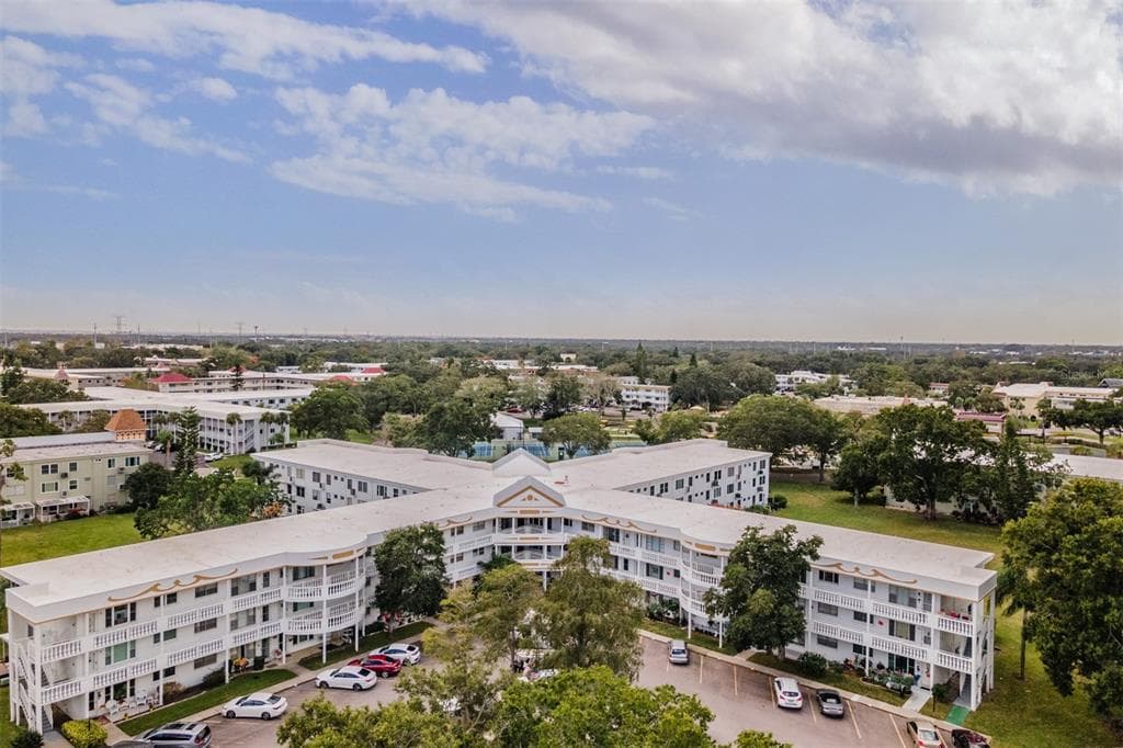 2429 ECUADORIAN WAY UNIT 65 CLEARWATER, FL 33763