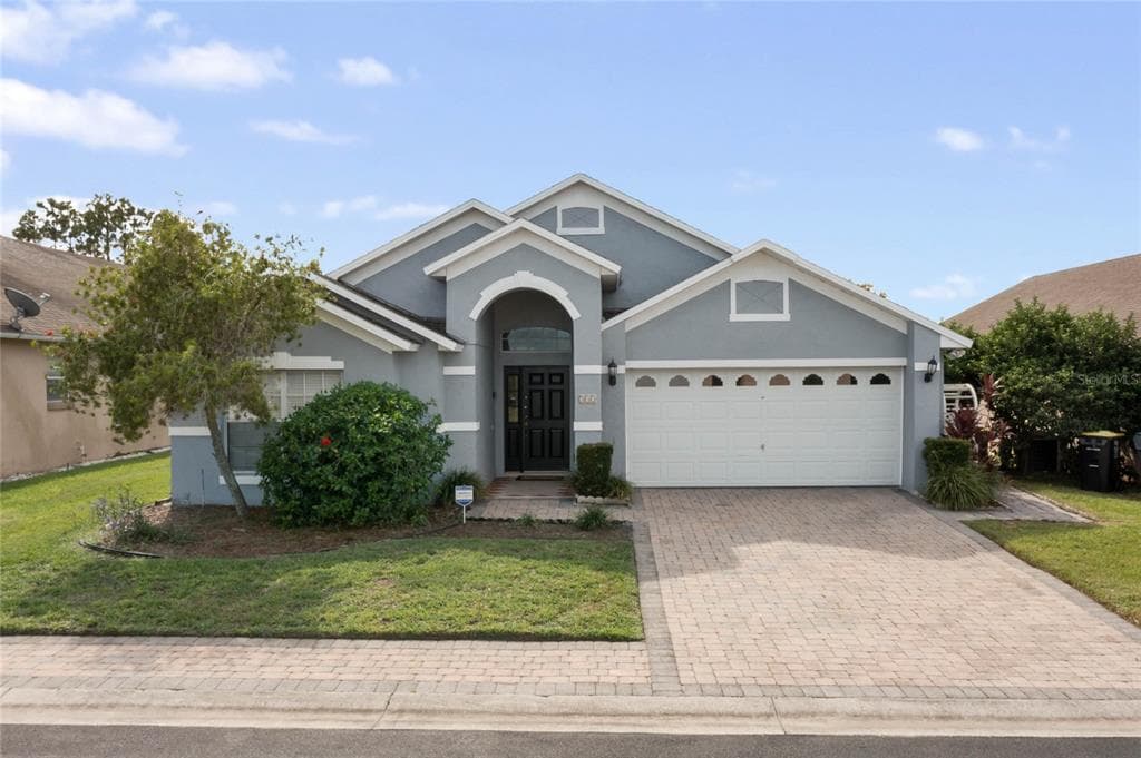 712 OLD BRIDGE CIRCLE DAVENPORT, FL 33897