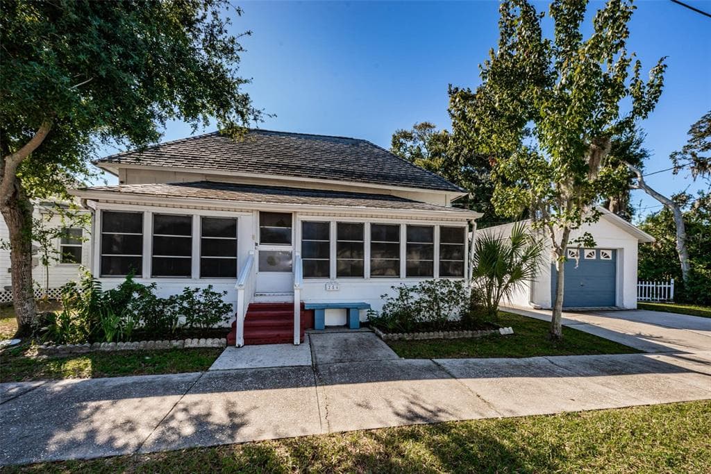254 IRON AGE STREET SAFETY HARBOR, FL 34695