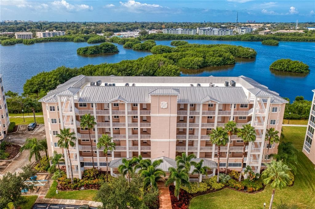 7040 KEY HAVEN ROAD UNIT 602 SEMINOLE, FL 33777