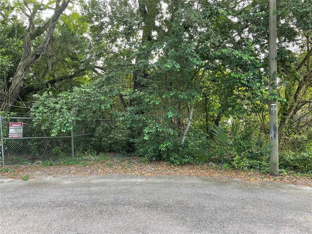 5824 E 30TH AVENUE TAMPA, FL 33619