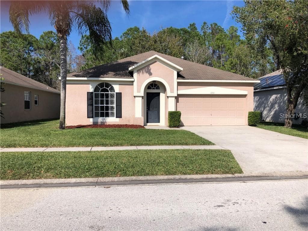 12521 SPARKLEBERRY ROAD TAMPA, FL 33626