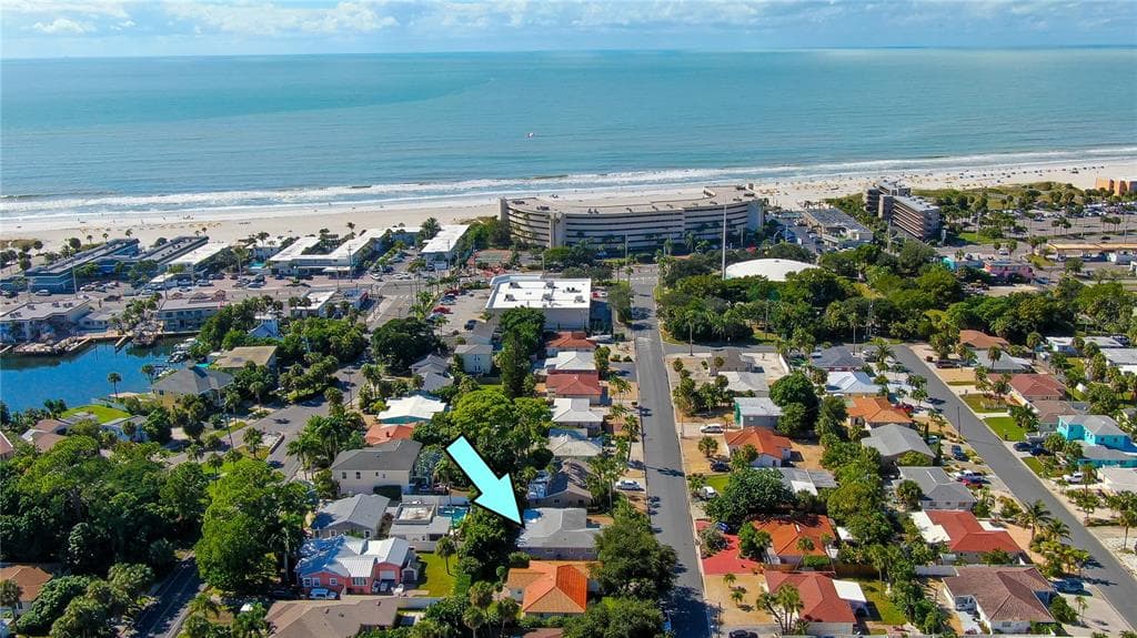 126 45TH AVENUE ST PETE BEACH, FL 33706