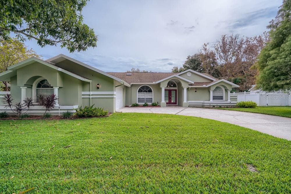 3011 COUNTRY WOODS LANE PALM HARBOR, FL 34683