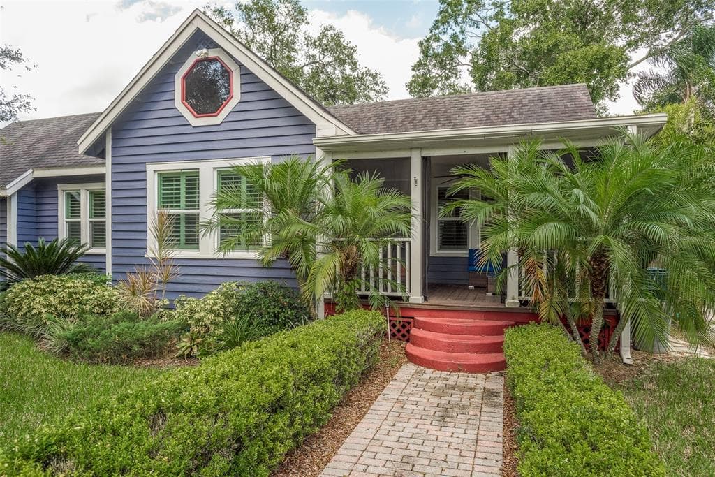 213 W COMANCHE AVENUE TAMPA, FL 33604