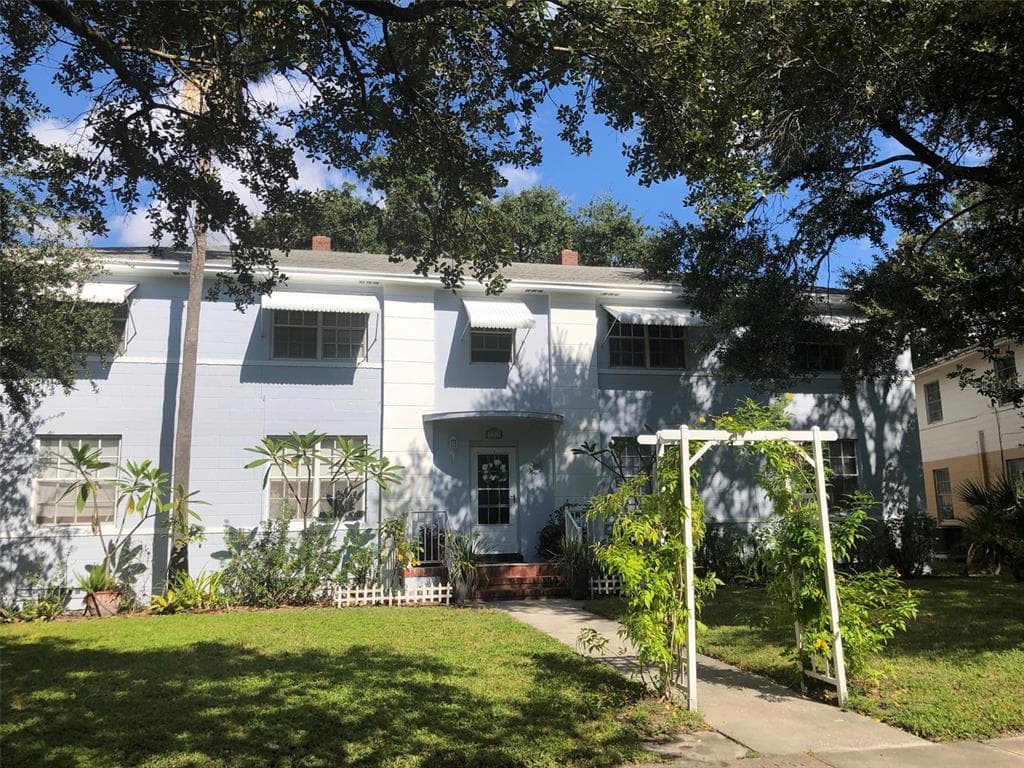 137 DANUBE AVENUE UNIT 4 TAMPA, FL 33606