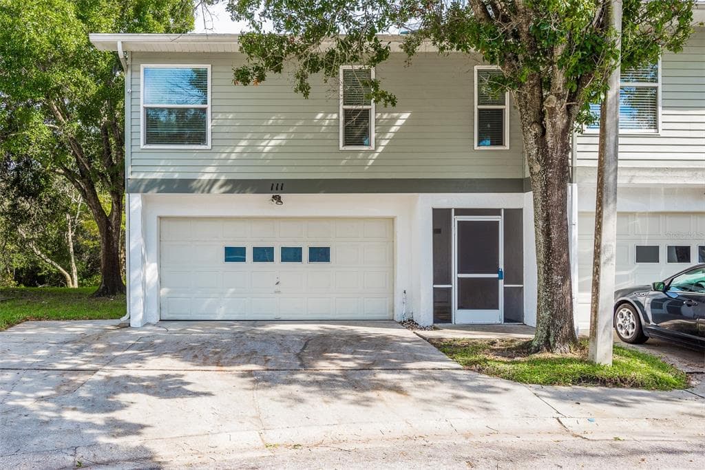 111 KATHLEEN COURT TARPON SPRINGS, FL 34689