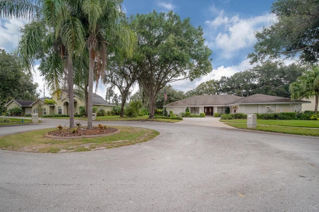 3735 EMERALD LANE MULBERRY, FL 33860