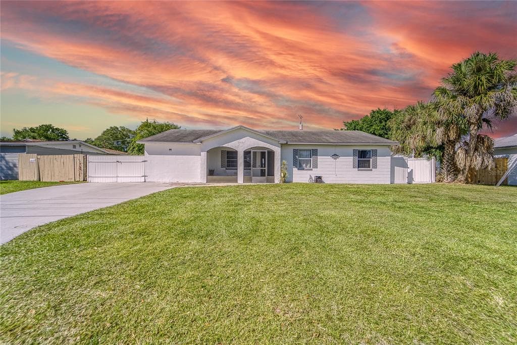 6008 FORTUNE PLACE APOLLO BEACH, FL 33572