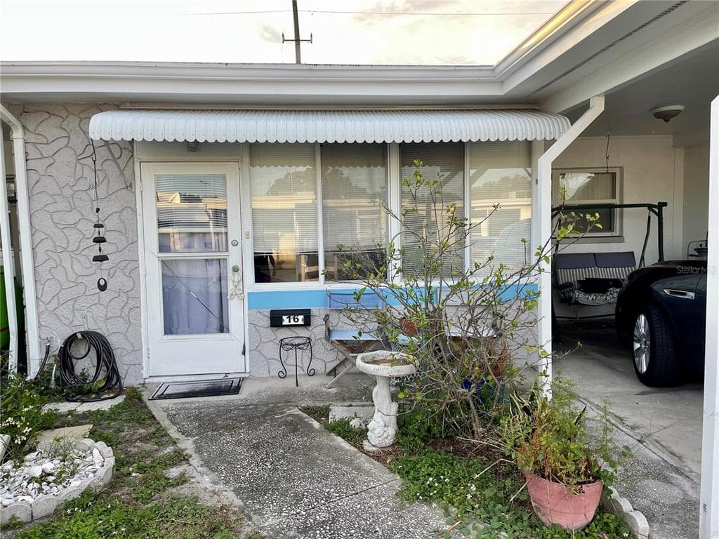 13940 ANONA HEIGHTS DRIVE UNIT 16 LARGO, FL 33774