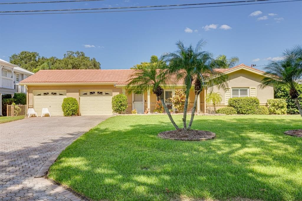 3131 S CANAL DRIVE PALM HARBOR, FL 34684