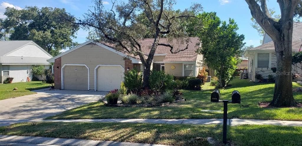 3284 CLOVERPLACE DRIVE UNIT 18 PALM HARBOR, FL 34684