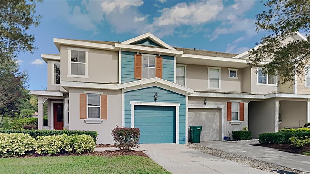 2201 PICO LANE MOUNT DORA, FL 32757