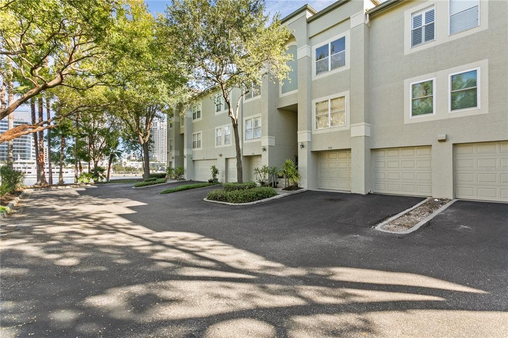 708 CORAL REEF DRIVE UNIT 708 TAMPA, FL 33602