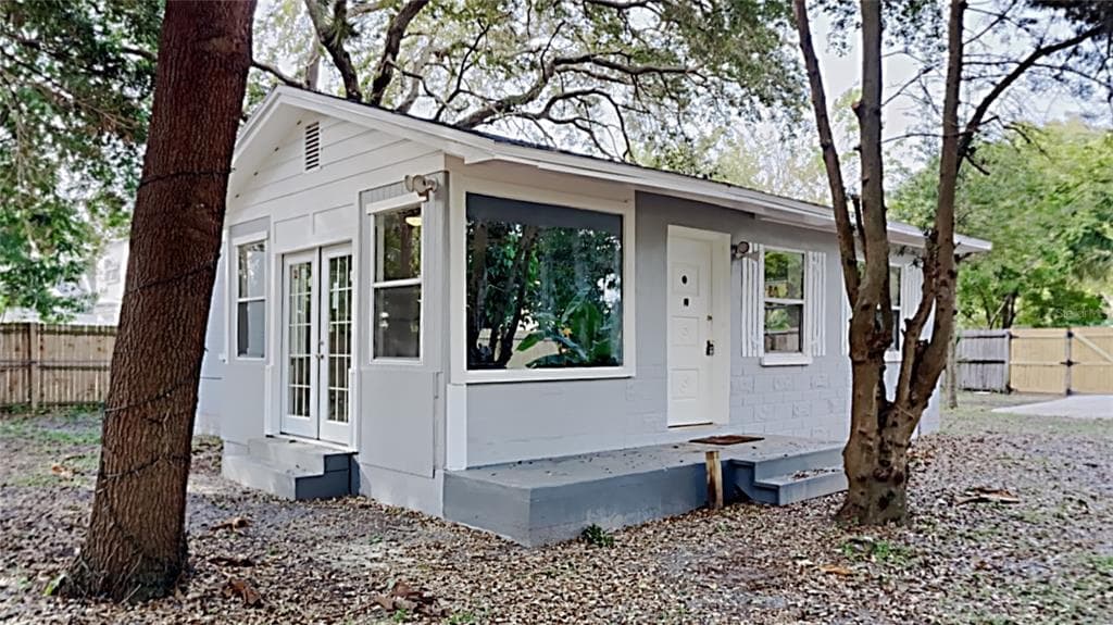 2550 49TH STREET N ST PETERSBURG, FL 33710