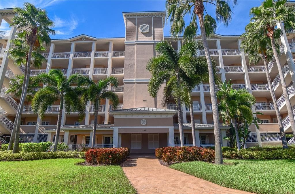 7296 MARATHON DRIVE UNIT 503 SEMINOLE, FL 33777