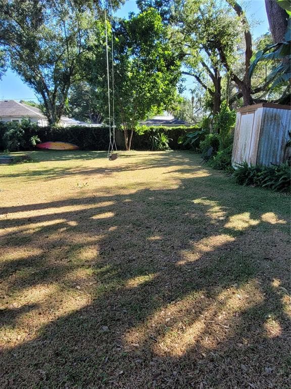 3620 W AZEELE STREET TAMPA, FL 33609