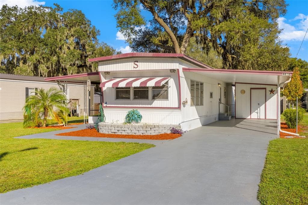 4618 LA FORCE STREET ZEPHYRHILLS, FL 33542