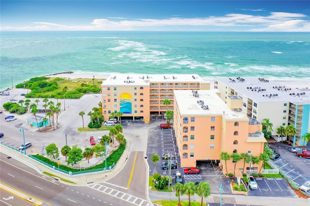 12901 GULF LANE UNIT 304 MADEIRA BEACH, FL 33708