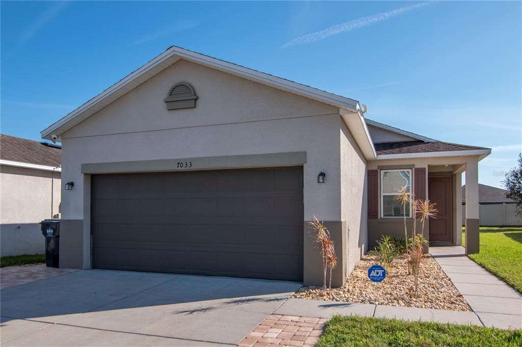 7033 FEATHER WOOD DR RUSKIN, FL 33573