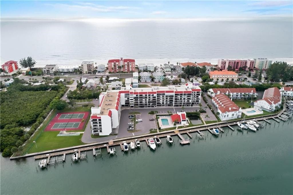 19111 VISTA BAY DRIVE UNIT 212 INDIAN SHORES, FL 33785