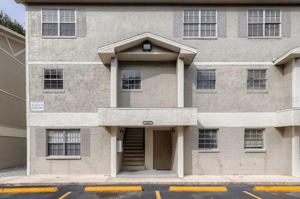 14438 REUTER STRASSE CIRCLE UNIT 808 TAMPA, FL 33613