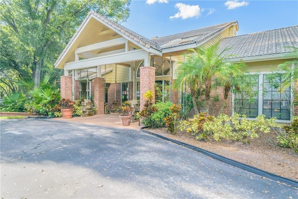 8723 FANCY FINCH DRIVE UNIT 201 TAMPA, FL 33614