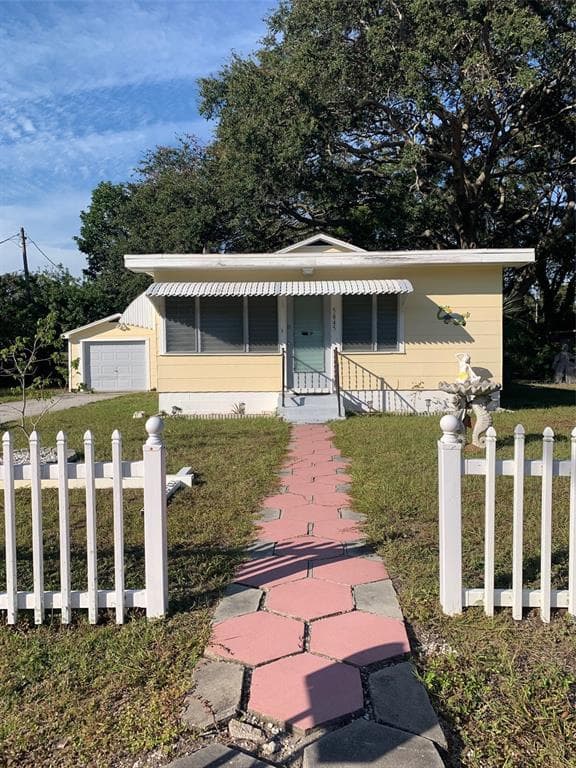 5845 23RD AVENUE S GULFPORT, FL 33707