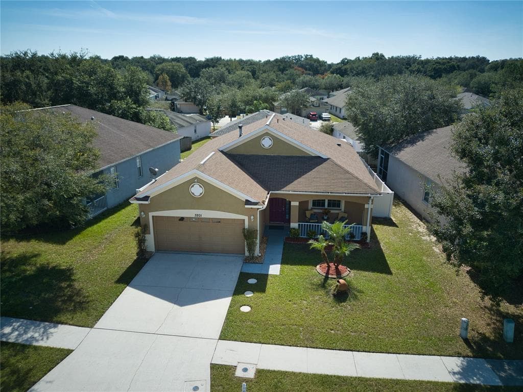 3201 SUMMER CRUISE DRIVE VALRICO, FL 33594