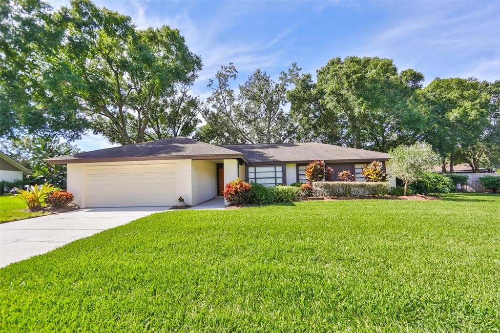 1315 JUNIPER CIRCLE PLANT CITY, FL 33563