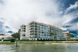 4717 DOLPHIN CAY LANE S UNIT 404 ST PETERSBURG, FL 33711