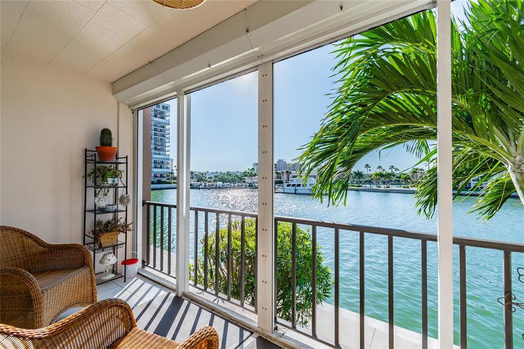 7540 BAY ISLAND DRIVE S UNIT 261 SOUTH PASADENA, FL 33707