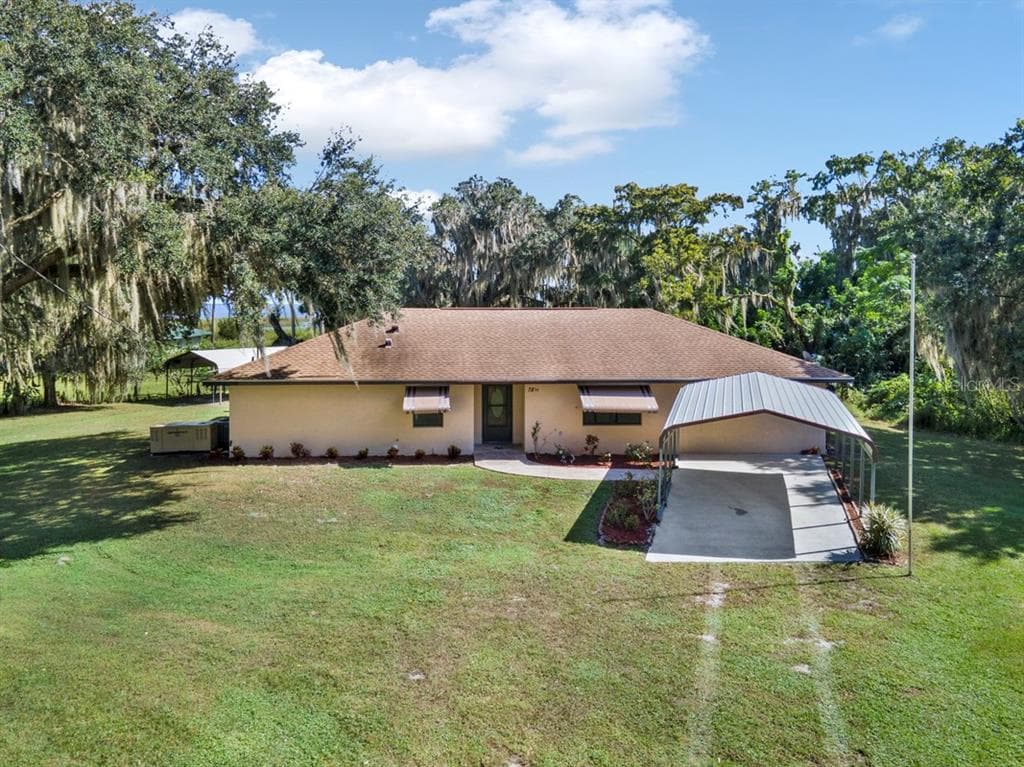 7856 DAVIS DRIVE SEBRING, FL 33876