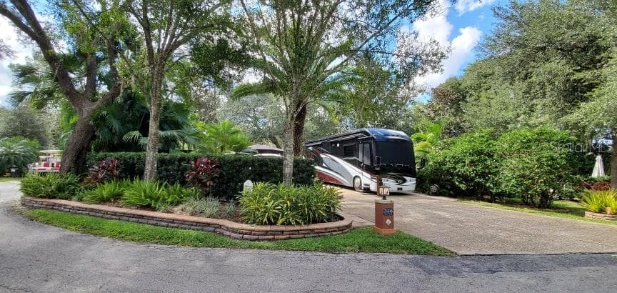 350 BEAR TRAIL LAKE WALES, FL 33898