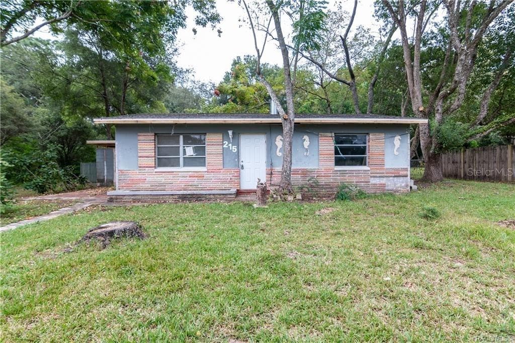 215 N WHEELER AVENUE INVERNESS, FL 34453