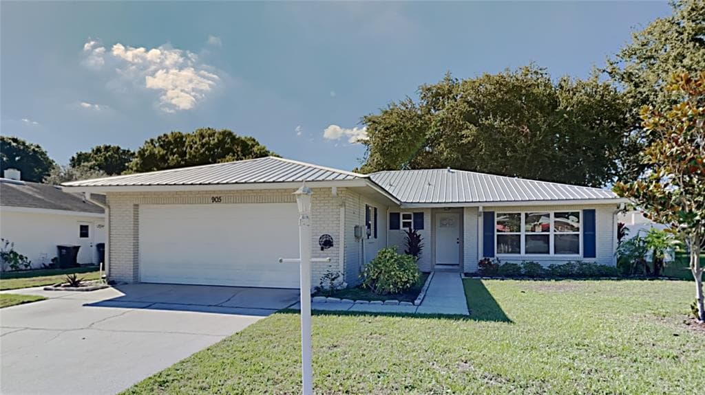 905 E HERON CIRCLE WINTER HAVEN, FL 33884