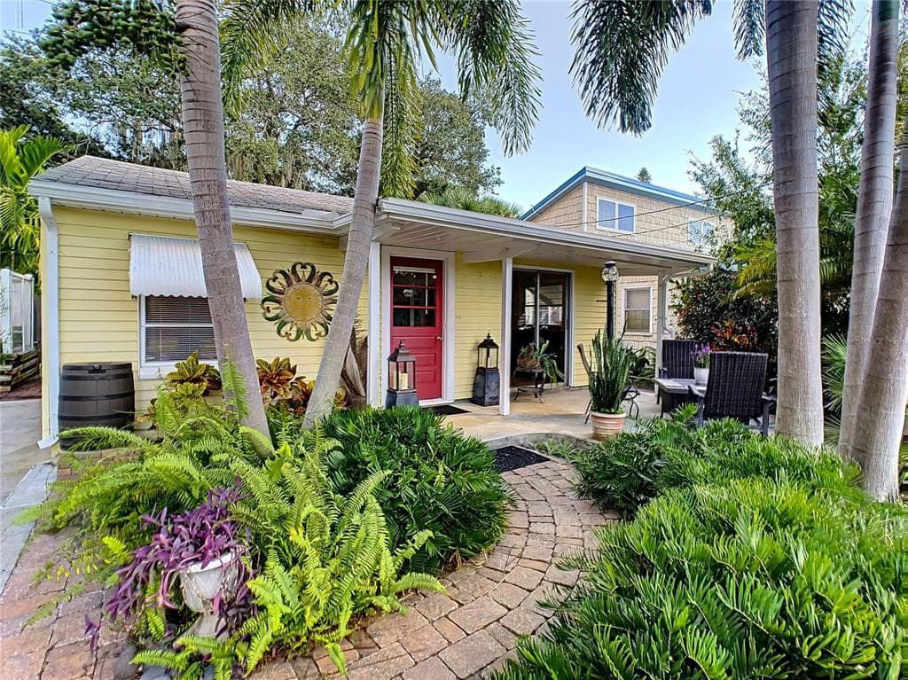 2724 58TH STREET S GULFPORT, FL 33707