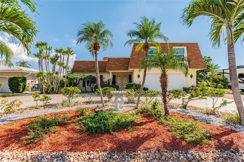 775 CAPRI BOULEVARD TREASURE ISLAND, FL 33706