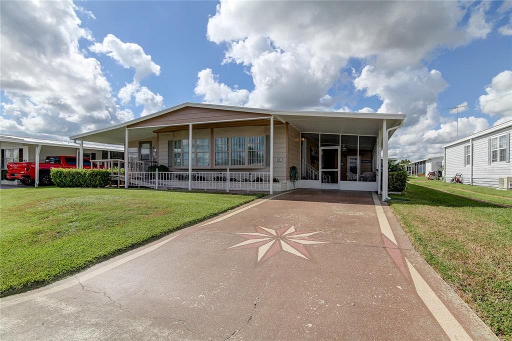5657 ARROWHEAD DRIVE ZEPHYRHILLS, FL 33542