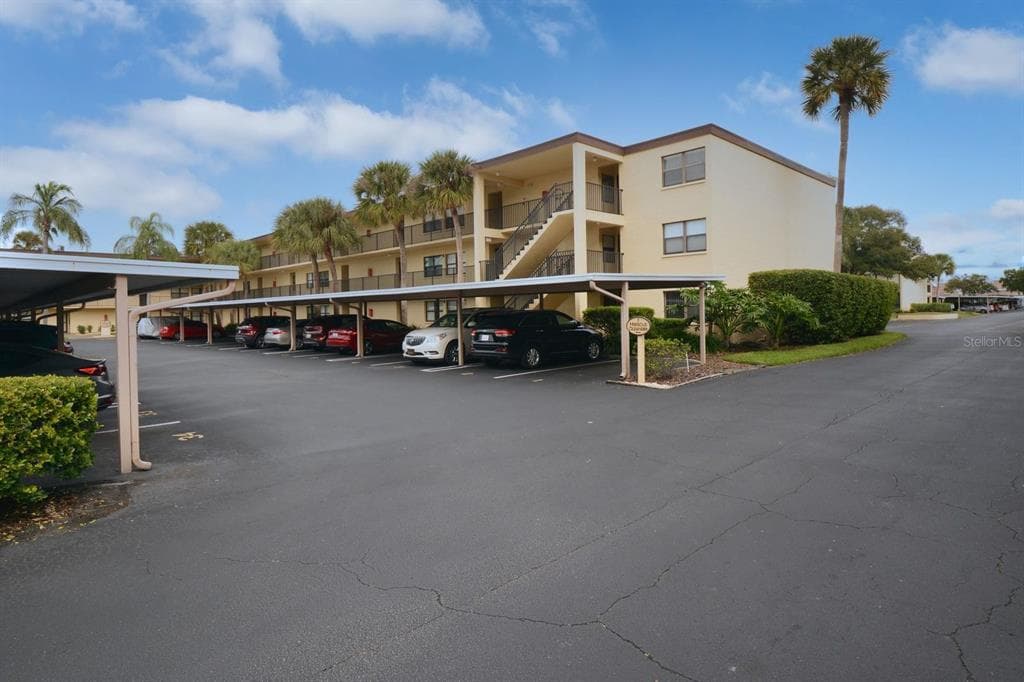 11945 143RD STREET UNIT 7119 LARGO, FL 33774
