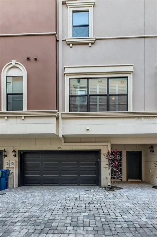 3421 W HORATIO STREET UNIT 105 TAMPA, FL 33609