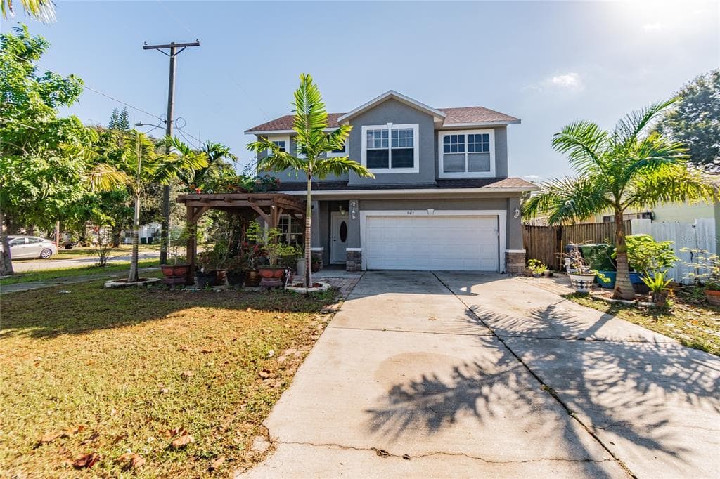 9413 N OAKLEAF AVENUE TAMPA, FL 33612