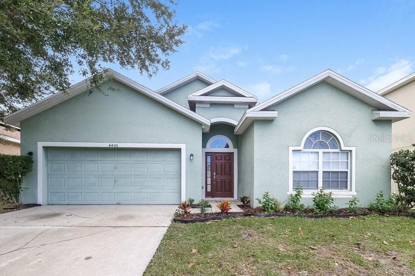 4406 CREEKS RUN BOULEVARD KISSIMMEE, FL 34746