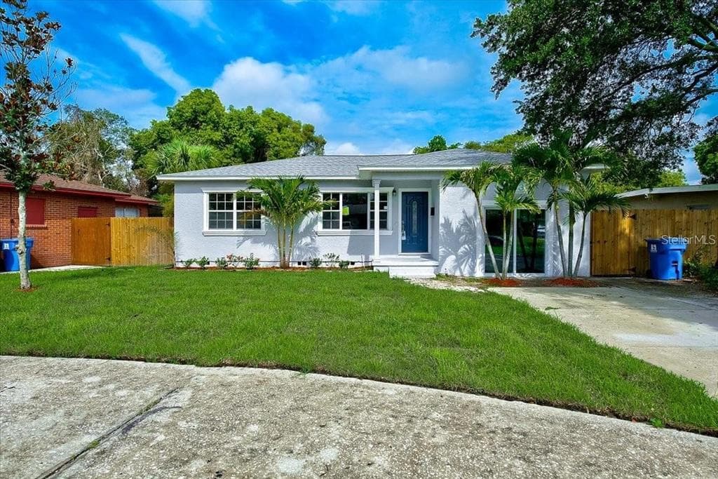963 ALCAZAR WAY S ST PETERSBURG, FL 33705