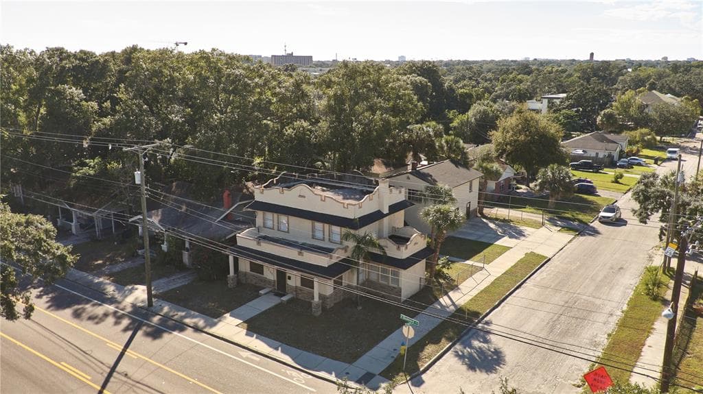 2208 N BOULEVARD TAMPA, FL 33602