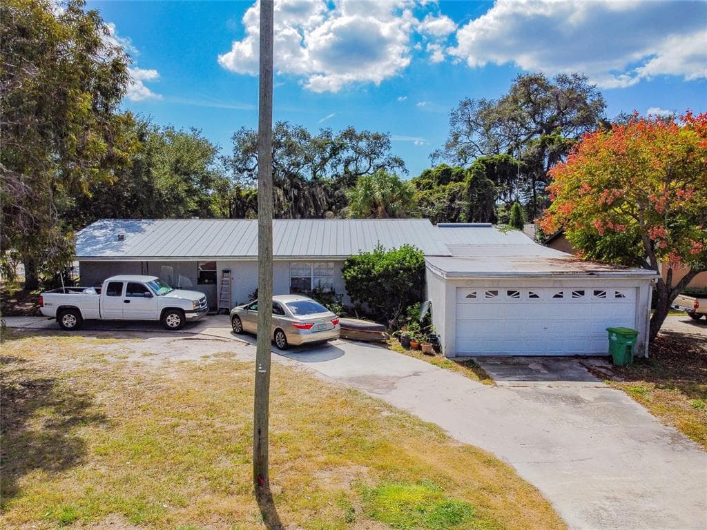 625 OMAHA STREET PALM HARBOR, FL 34683