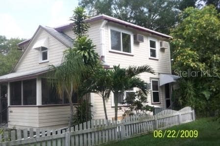 535 KIRKWOOD TERRACE N UNIT Upper ST PETERSBURG, FL 33701