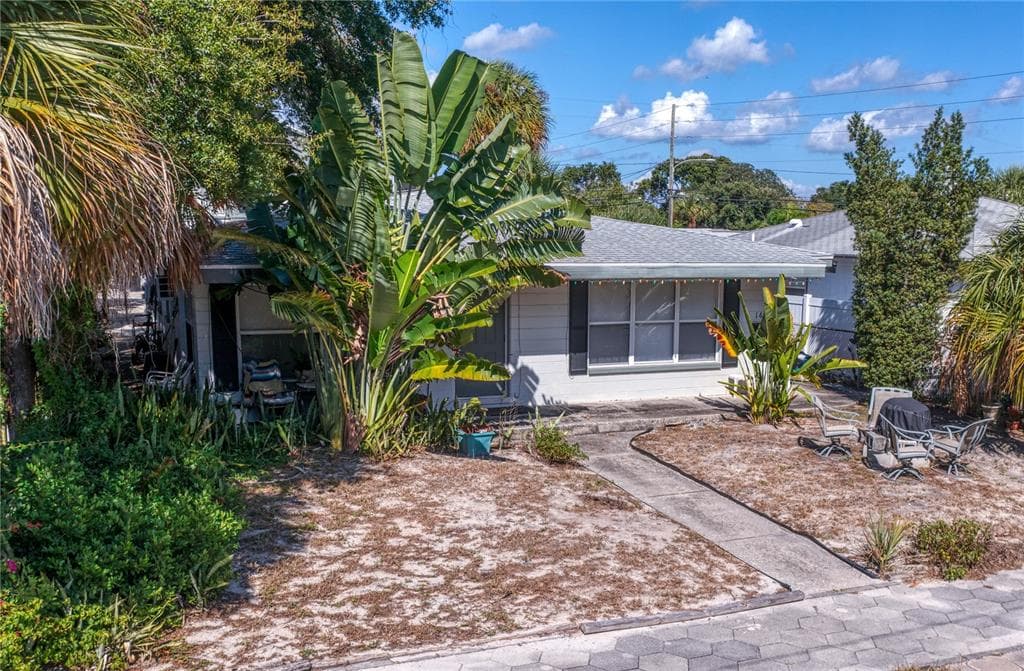 165 17TH AVENUE SE ST PETERSBURG, FL 33701